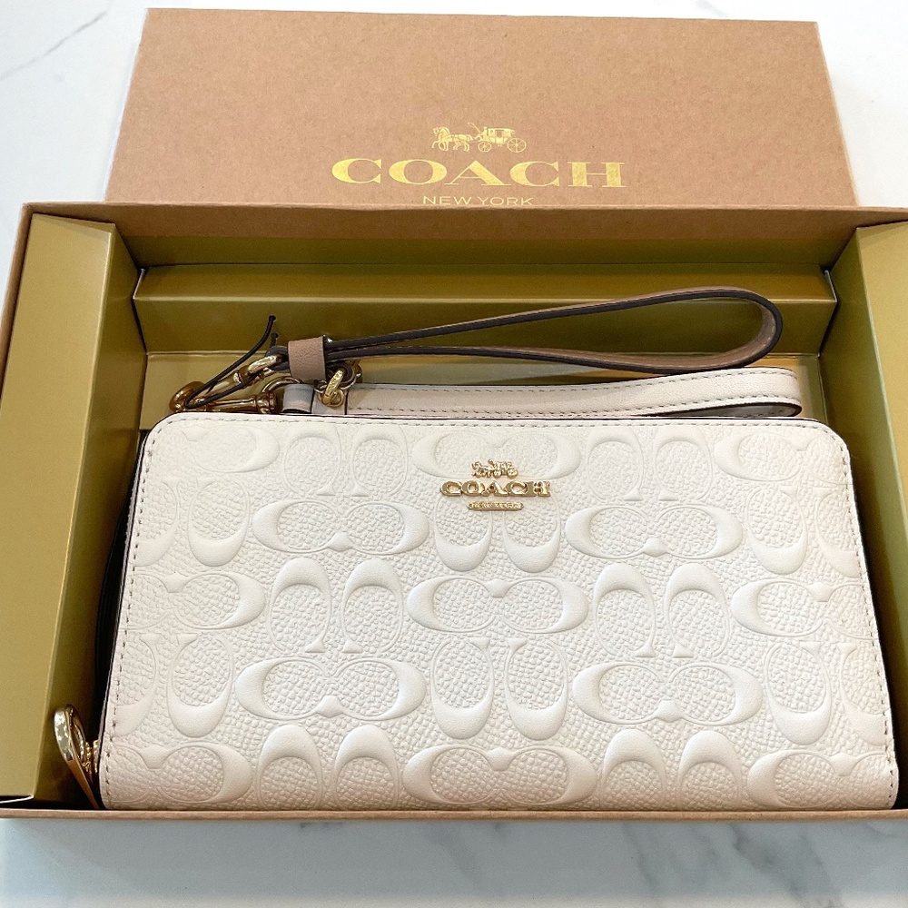 COACH Ivory Long Zip Around Wallet